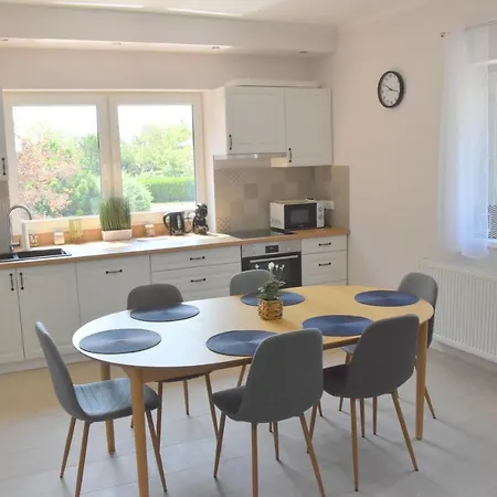 Voeroesko Apartmanhaz شقة