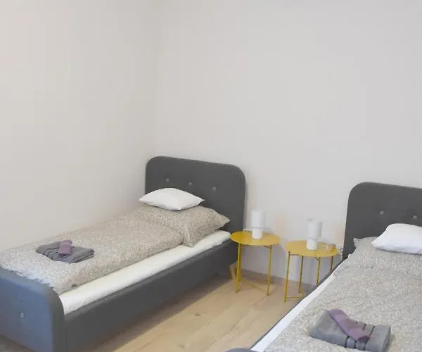 Διαμέρισμα Voeroesko Apartmanhaz