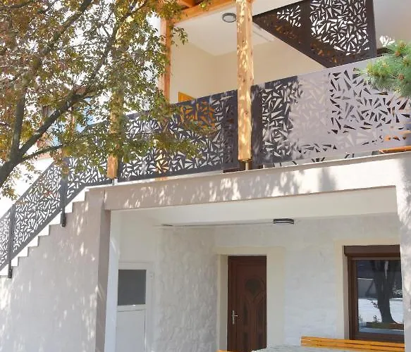 Διαμέρισμα Voeroesko Apartmanhaz *