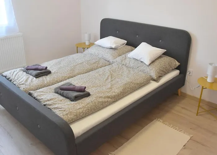 아파트 Voeroesko Apartmanhaz *